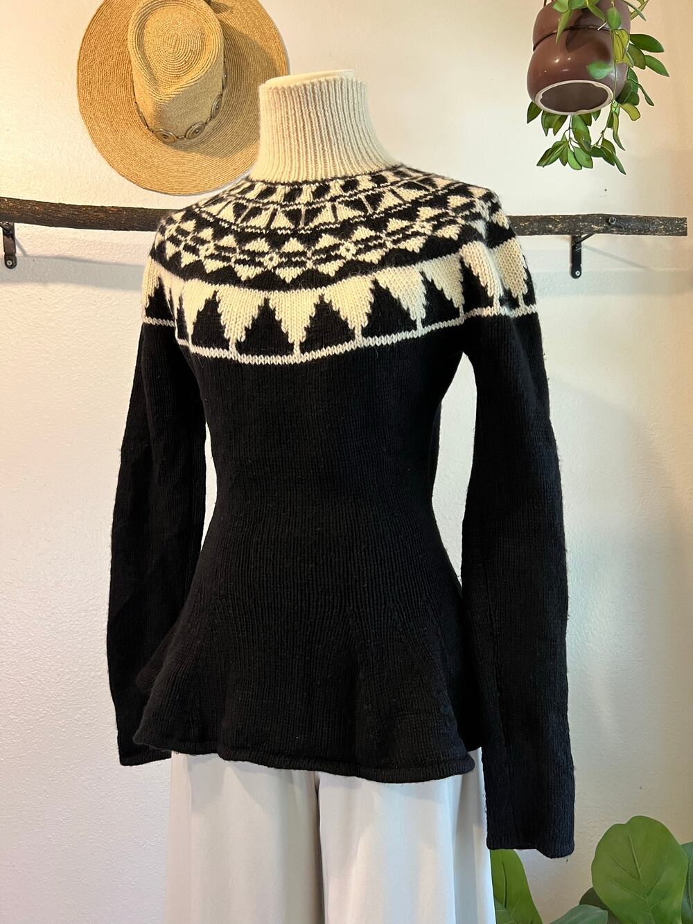 Ralph Lauren Purple Label Fair Isle Peplum Cashmere Mohair Sweater Size Medium